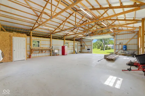 10777 S Waveland Road Waveland IN 47989