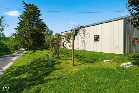 10777 S Waveland Road Waveland IN 47989