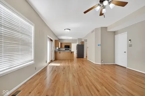8025 Winterset Circle Indianapolis IN 46214