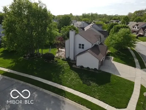 8025 Winterset Circle Indianapolis IN 46214