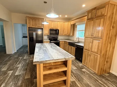 1490 S Arthur Road Paragon IN 46166