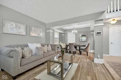 6461 Hunters Green Court Indianapolis IN 46278