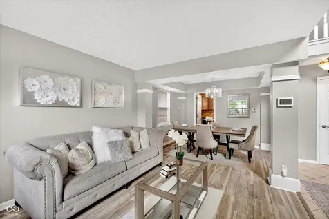 6461 Hunters Green Court Indianapolis IN 46278