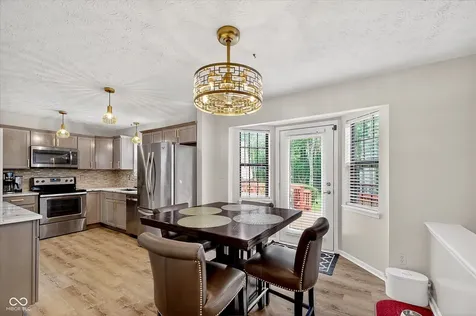 6461 Hunters Green Court Indianapolis IN 46278