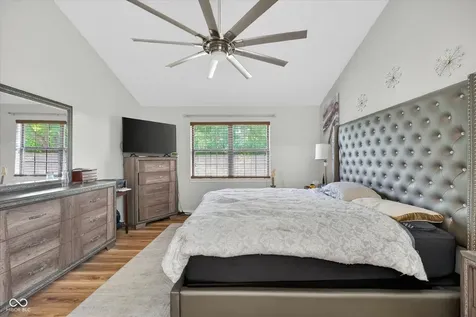 6461 Hunters Green Court Indianapolis IN 46278