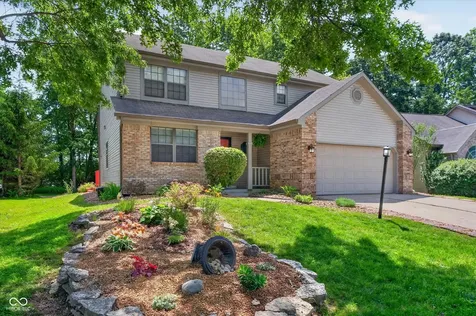 6461 Hunters Green Court Indianapolis IN 46278