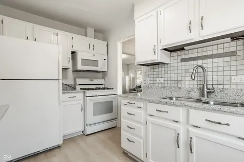 6140 Rosslyn Avenue Indianapolis IN 46220