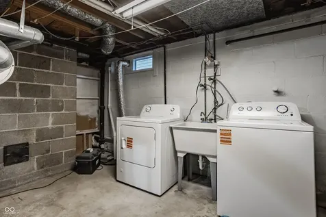 6140 Rosslyn Avenue Indianapolis IN 46220