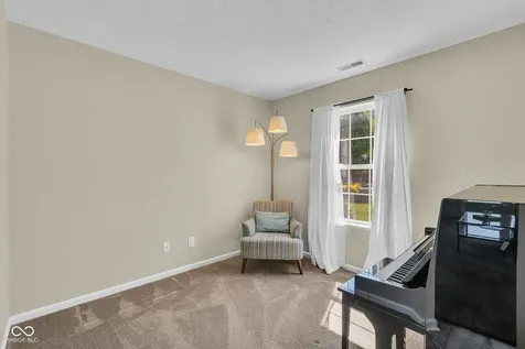 457 Prentiss Way Avon IN 46123