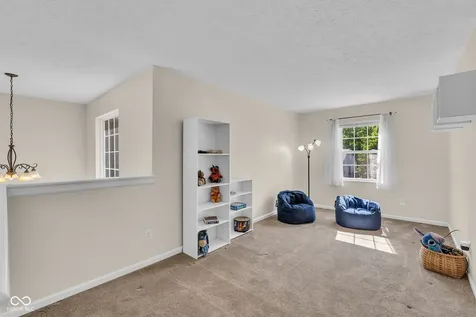457 Prentiss Way Avon IN 46123