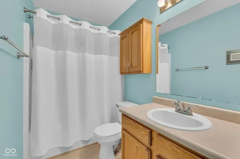 457 Prentiss Way Avon IN 46123