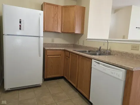 942 Brookstone Drive Franklin IN 46131