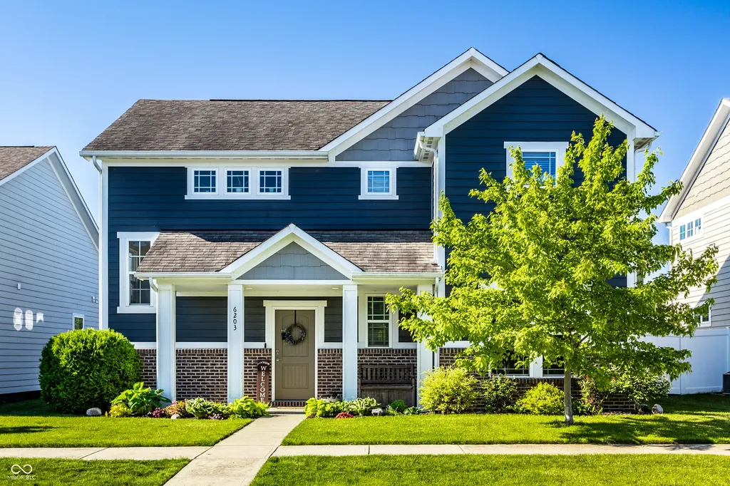 6203 Bliss Point E Whitestown IN 46075