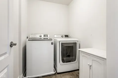 6203 Bliss Point E Whitestown IN 46075