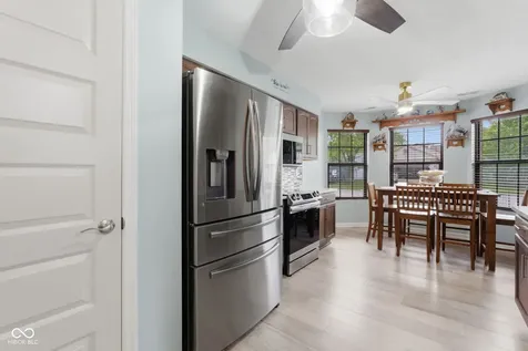 8928 Summer Walk Drive E Indianapolis IN 46227