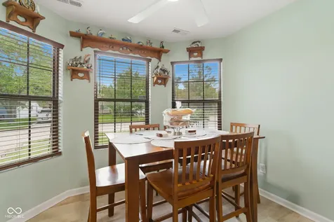 8928 Summer Walk Drive E Indianapolis IN 46227