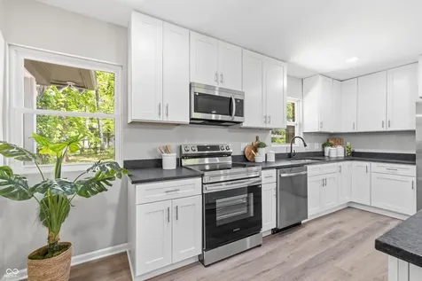 4004 E 42nd Street Indianapolis IN 46226