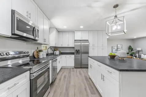 4004 E 42nd Street Indianapolis IN 46226
