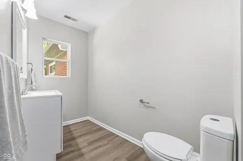 4004 E 42nd Street Indianapolis IN 46226