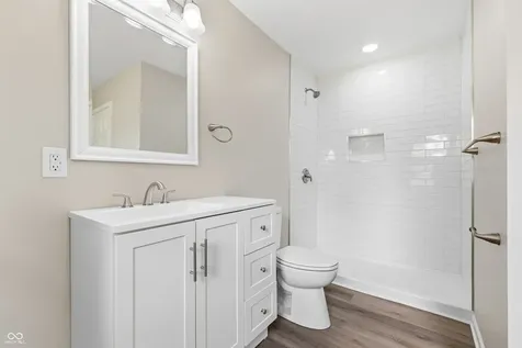 4004 E 42nd Street Indianapolis IN 46226