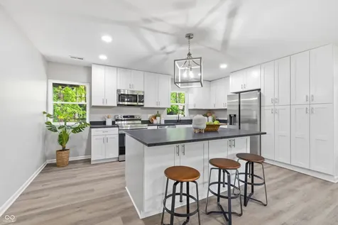 4004 E 42nd Street Indianapolis IN 46226