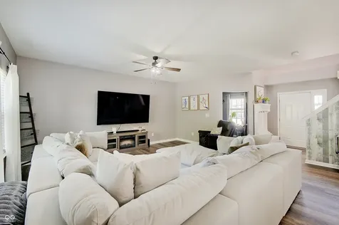 3806 Boundary Bay Drive Indianapolis IN 46217