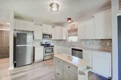 3806 Boundary Bay Drive Indianapolis IN 46217
