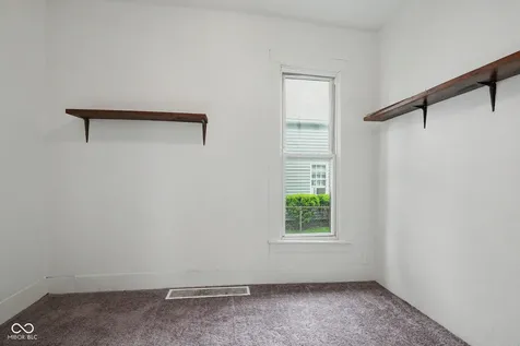 413 N 12th Street Elwood IN 46036