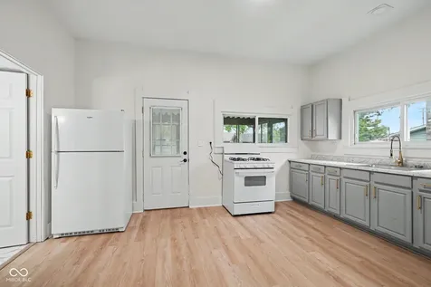 413 N 12th Street Elwood IN 46036