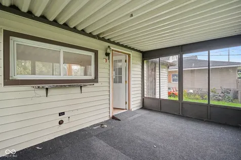 413 N 12th Street Elwood IN 46036