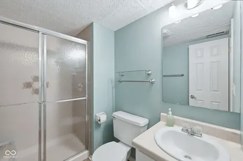 7455 Prairie Lake Drive Indianapolis IN 46256