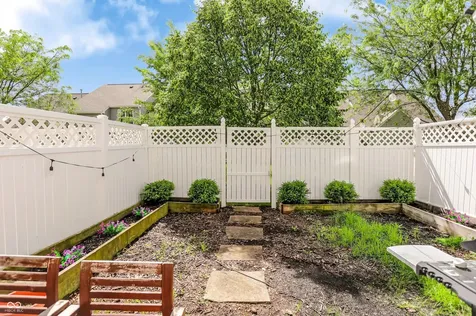 543 Crawford Drive Westfield IN 46074
