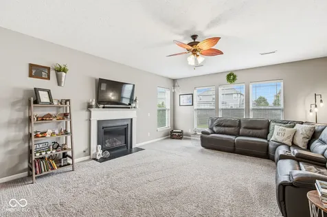 2707 Kilgobbin Crescent Brownsburg IN 46112