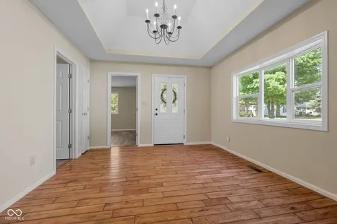 381 W Pearl Street Greenwood IN 46142