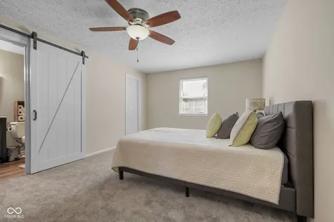 381 W Pearl Street Greenwood IN 46142