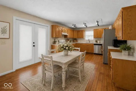 381 W Pearl Street Greenwood IN 46142