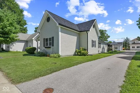 381 W Pearl Street Greenwood IN 46142