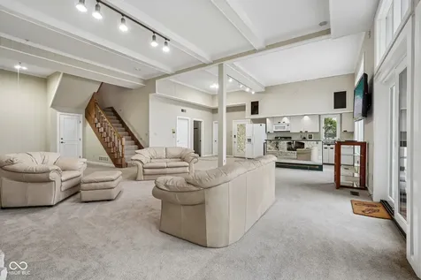 10915 Brigantine Drive Indianapolis IN 46256