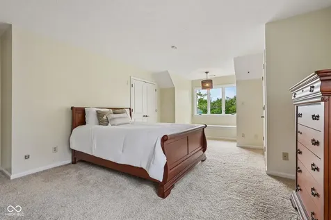 10915 Brigantine Drive Indianapolis IN 46256