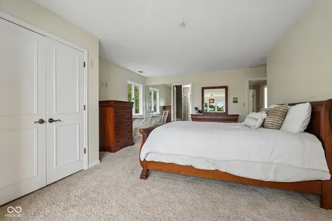 10915 Brigantine Drive Indianapolis IN 46256