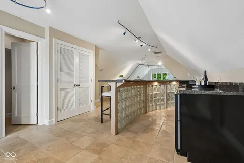 10915 Brigantine Drive Indianapolis IN 46256