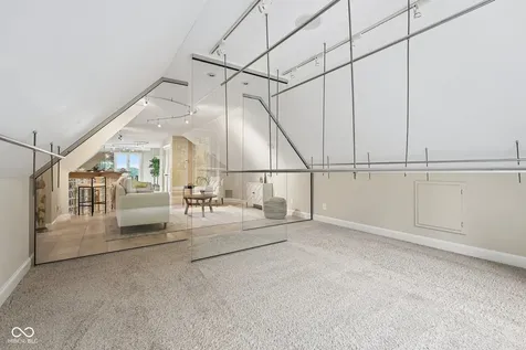 10915 Brigantine Drive Indianapolis IN 46256