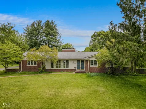 3233 Woodland Parkway Columbus IN 47203