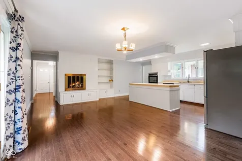 3233 Woodland Parkway Columbus IN 47203