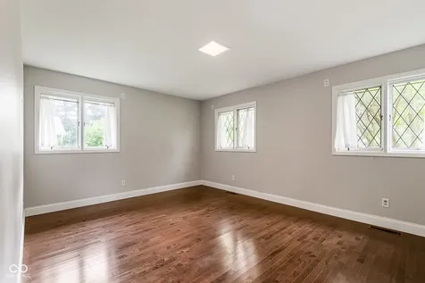 3233 Woodland Parkway Columbus IN 47203