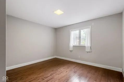 3233 Woodland Parkway Columbus IN 47203