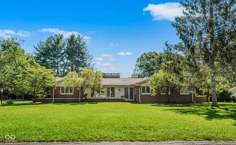 3233 Woodland Parkway Columbus IN 47203