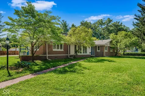 3233 Woodland Parkway Columbus IN 47203