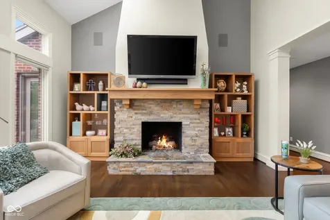 8224 W Mulligan Lane Columbus IN 47201