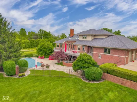 8224 W Mulligan Lane Columbus IN 47201